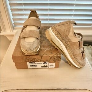 Free People Chapmin Double Take Sneakers size 39 Discontinued Style